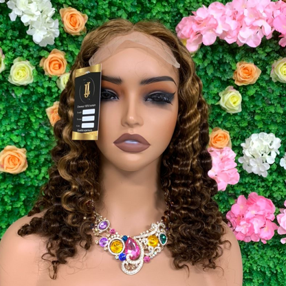 Peruque Bob Curly Birmane Profonde 100% Virgin Hair Couleur  Piano, a Reflets, Blond Miel,  Highlight P4/27#