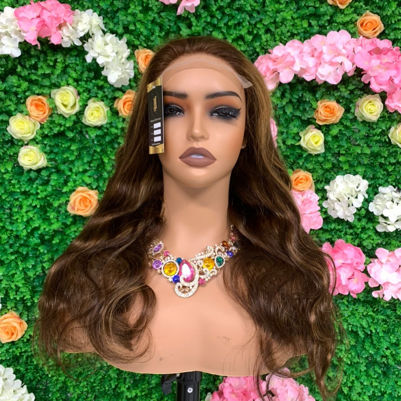 Perruque Body Wave 100% Human Virgin Hair Wear & Go clossure 5*5 , Densité 210%   Couleur Marron 
Ombré 4/27# 